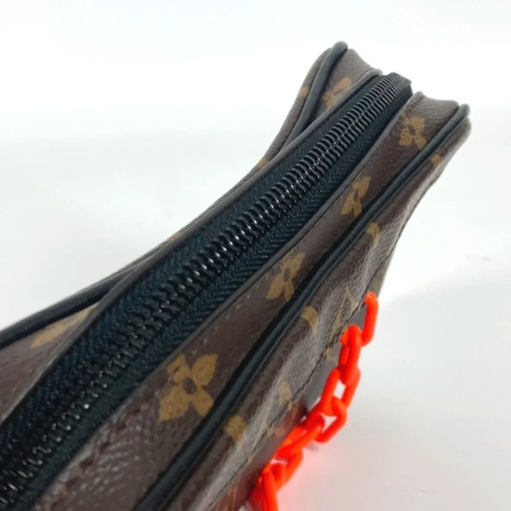 LOUIS VUITTON Black Monogram Canvas Pochette Pouch